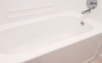 Bathtub Reglazing Montreal & Laval : Which Renovation Option Is Right for You